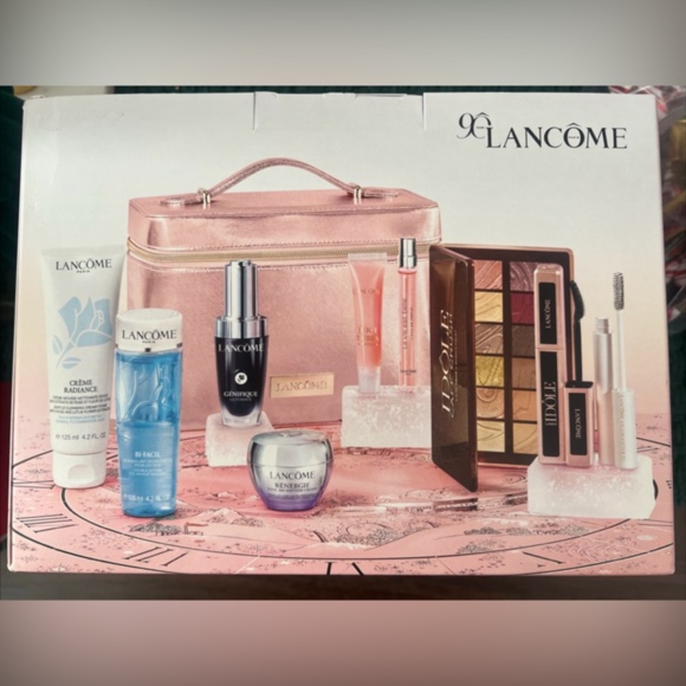 Lancome Holiday FULL 2025 Gift Set + gold LANCÔME 2023 Beauty case (empty)